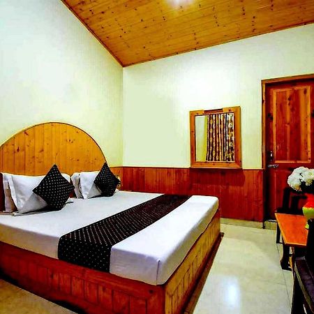 Oyo Flagship 82405 Cochin Villa Manāli Exterior foto